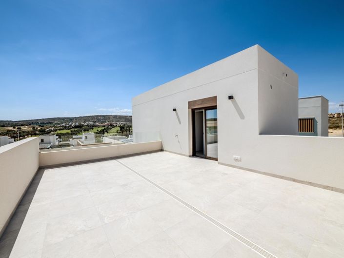 Image No.4-3 Bed Villa for sale