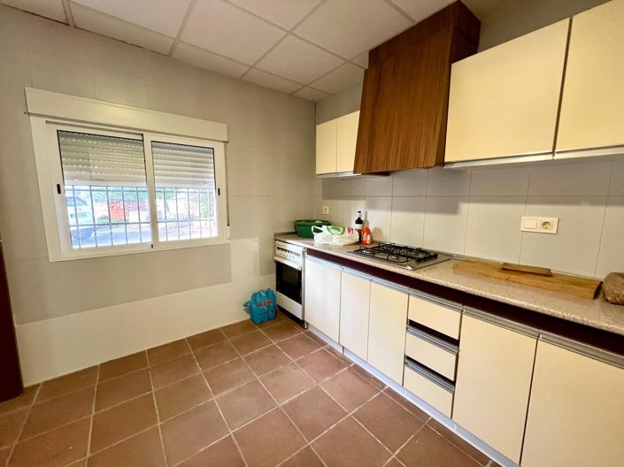 Image No.24-10 Bed Country House for sale