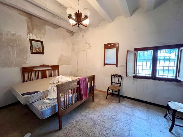 Image No.37-10 Bed Country House for sale