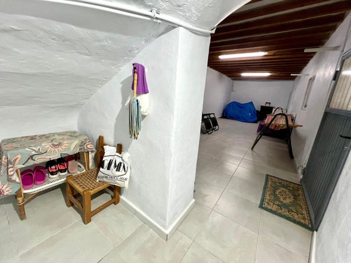 Image No.45-10 Bed Country House for sale