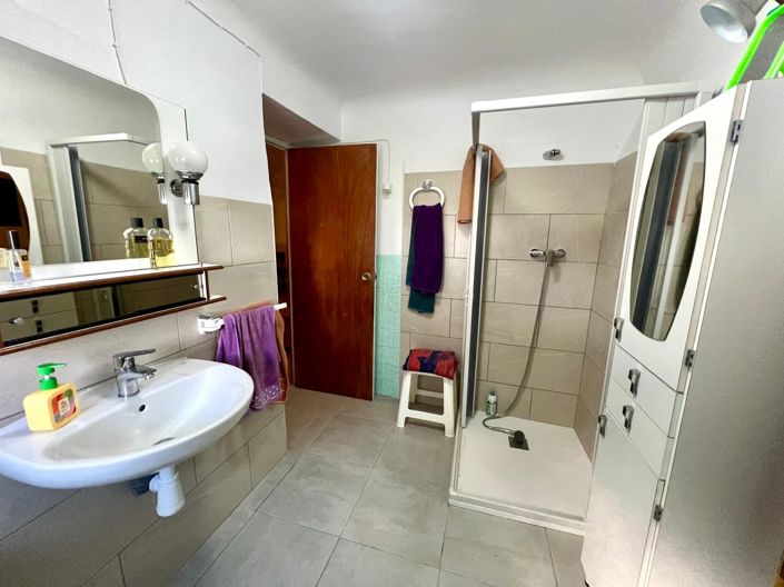 Image No.7-10 Bed Country House for sale