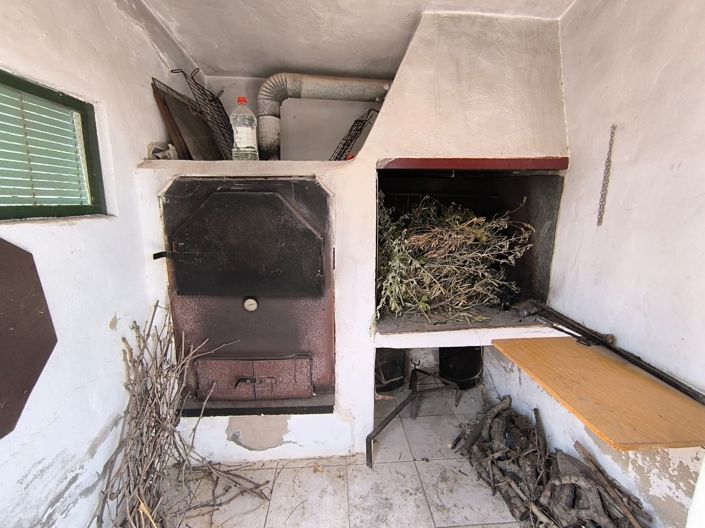 Image No.10-4 Bed Country House for sale