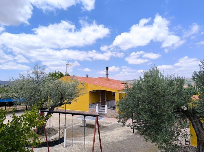 Image No.3-4 Bed Country House for sale