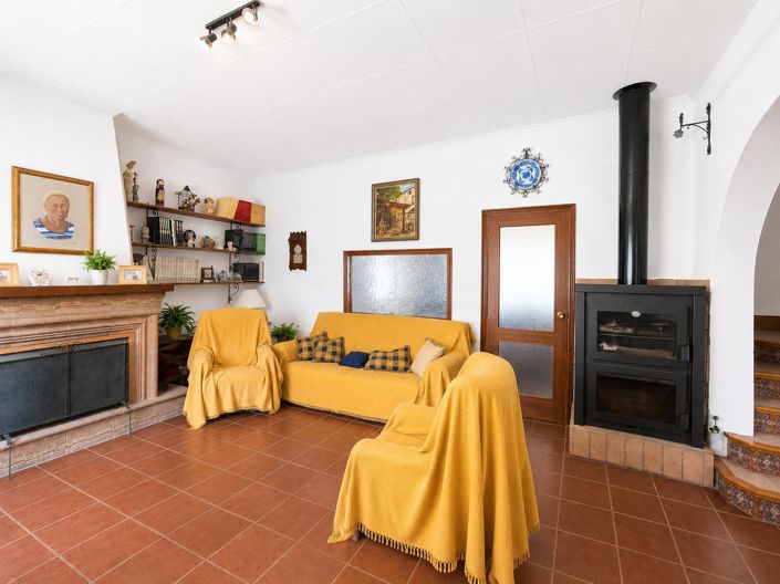 Image No.10-7 Bed Villa for sale