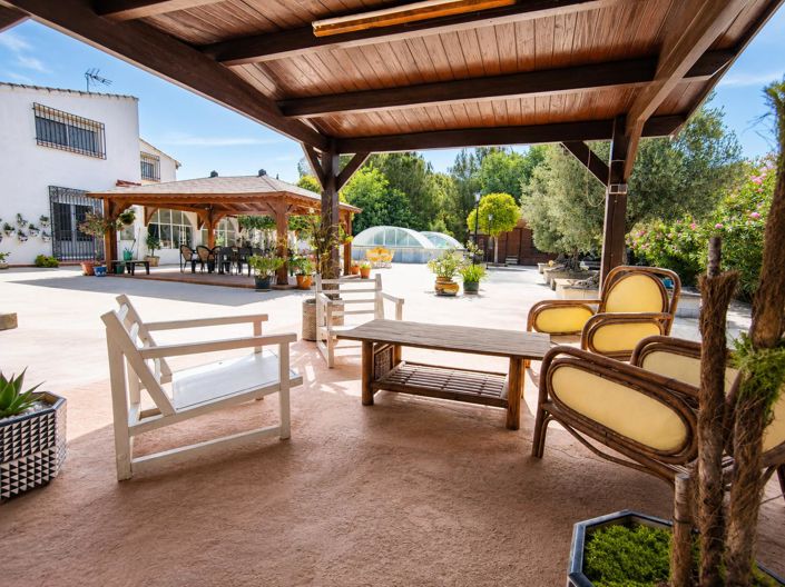 Image No.3-7 Bed Villa for sale