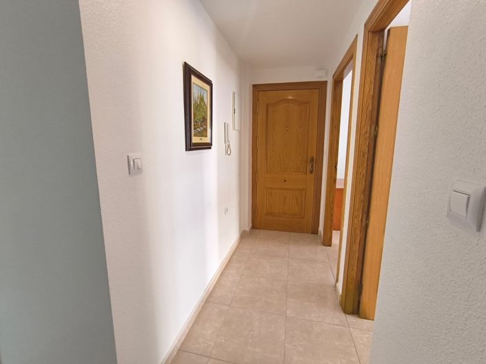 Image No.20-2 Bed Apartment for sale
