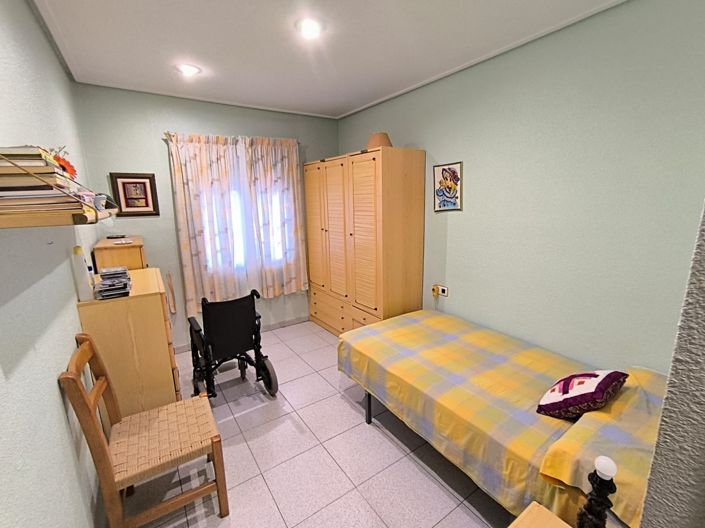 Image No.17-6 Bed Villa for sale