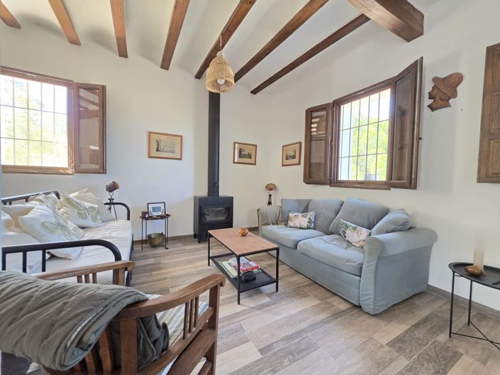 Image No.15-3 Bed Country House for sale