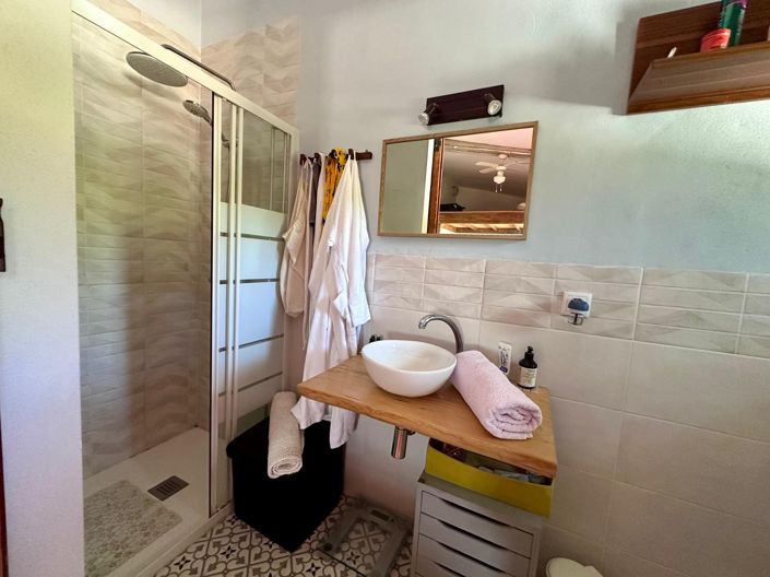 Image No.20-4 Bed Country House for sale