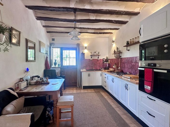 Image No.4-4 Bed Country House for sale