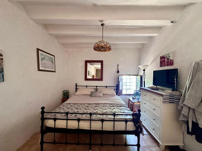 Image No.9-4 Bed Country House for sale