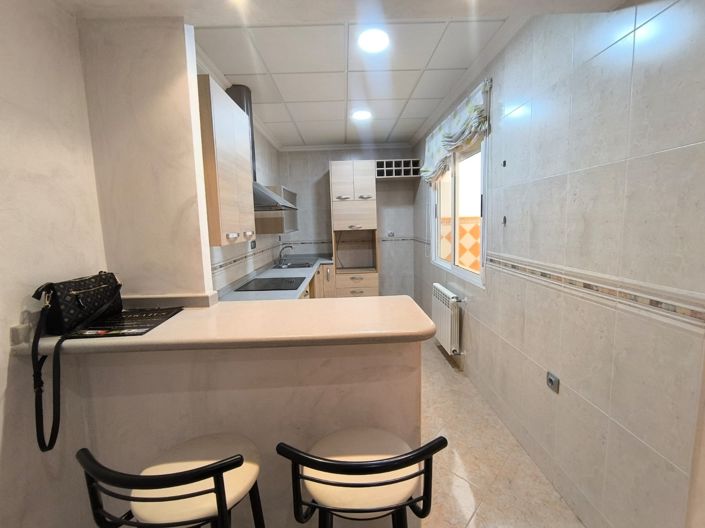 Image No.5-4 Bed Townhouse for sale
