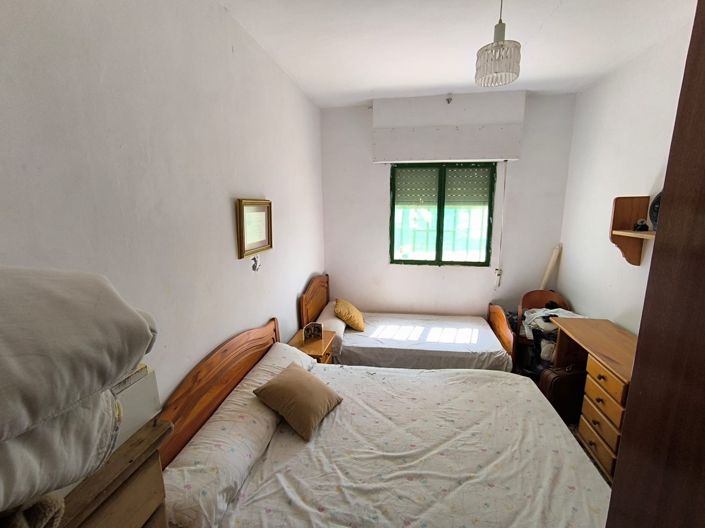 Image No.10-6 Bed Villa for sale