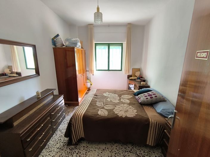 Image No.11-6 Bed Villa for sale