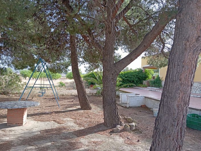 Image No.2-5 Bed Villa for sale