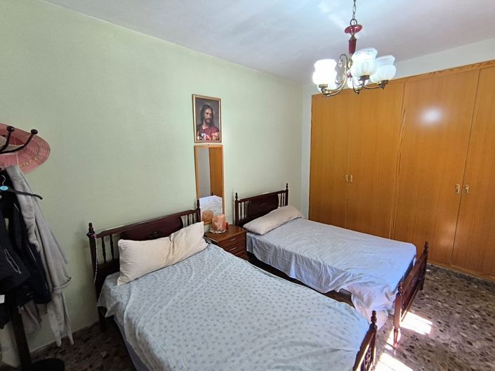 Image No.11-5 Bed Villa for sale