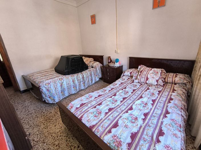 Image No.10-5 Bed Townhouse for sale