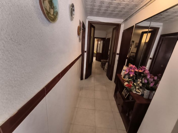 Image No.5-5 Bed Townhouse for sale