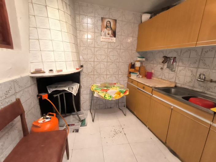 Image No.6-5 Bed Townhouse for sale