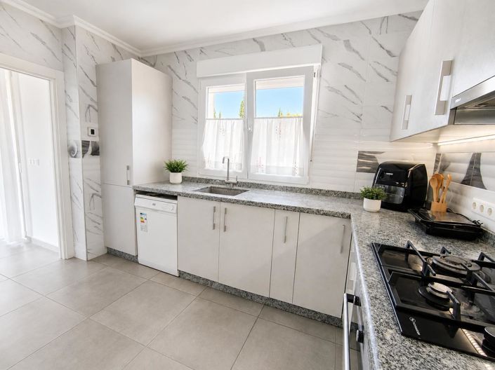 Image No.4-4 Bed Villa for sale