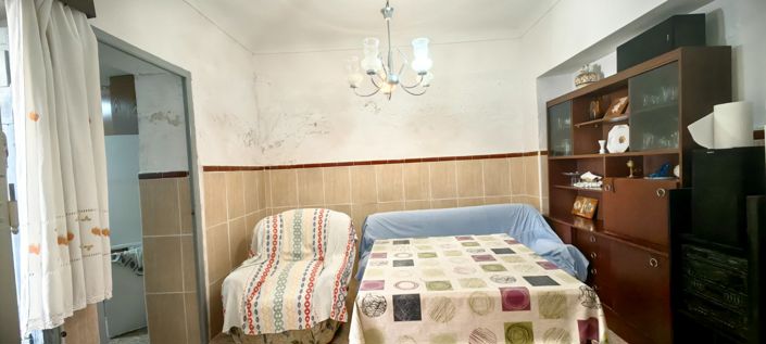 Image No.12-3 Bed Townhouse for sale