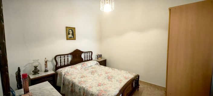 Image No.4-3 Bed Townhouse for sale