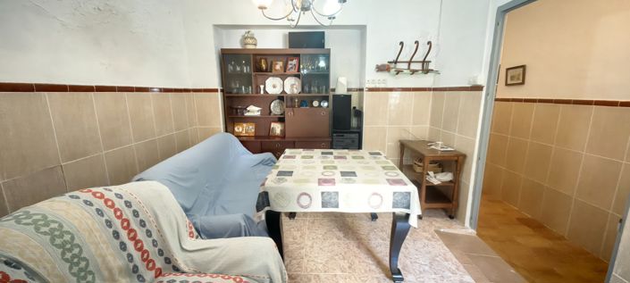 Image No.5-3 Bed Townhouse for sale