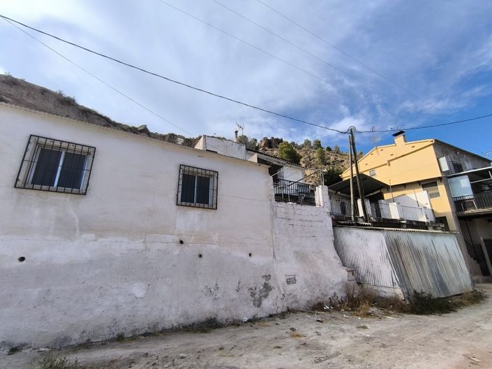 Image No.4-Maison de campagne de 5 chambres à vendre à Abarán