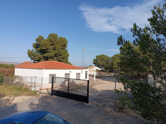 Image No.8-3 Bed Villa for sale