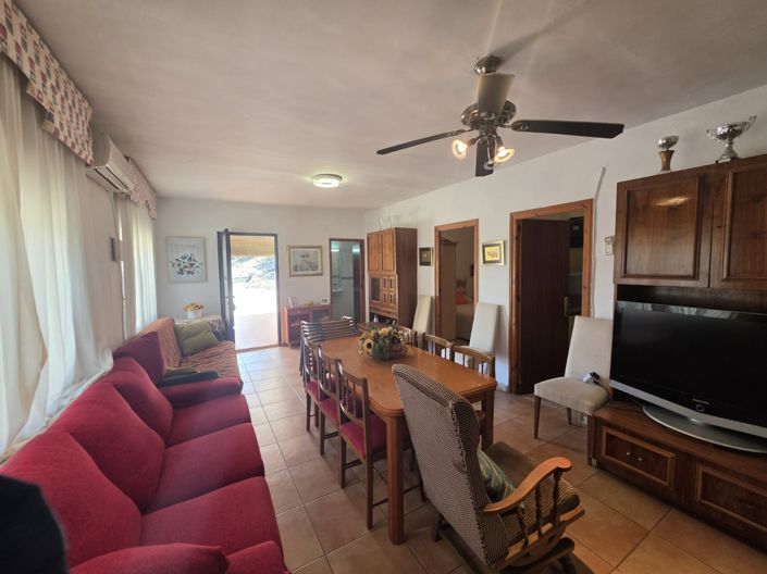 Image No.9-3 Bed Villa for sale