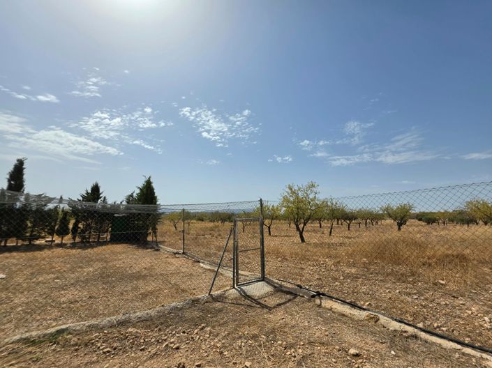 Image No.21-3 Bed Country House for sale