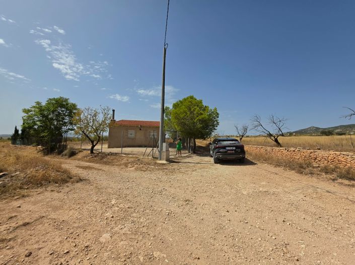 Image No.28-3 Bed Country House for sale