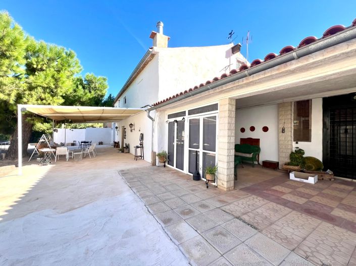 Image No.21-5 Bed Country House for sale
