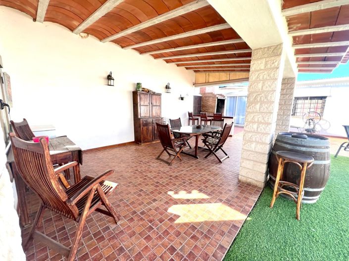 Image No.33-5 Bed Country House for sale