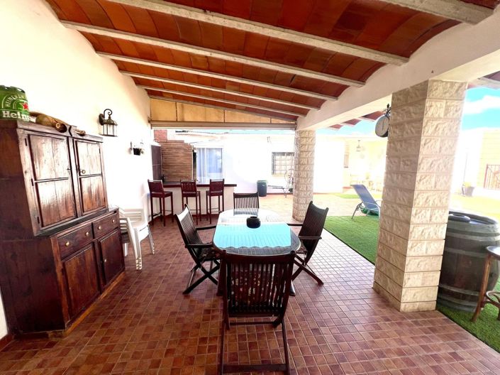 Image No.41-5 Bed Country House for sale