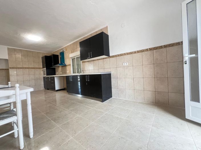 Image No.9-4 Bed Villa for sale