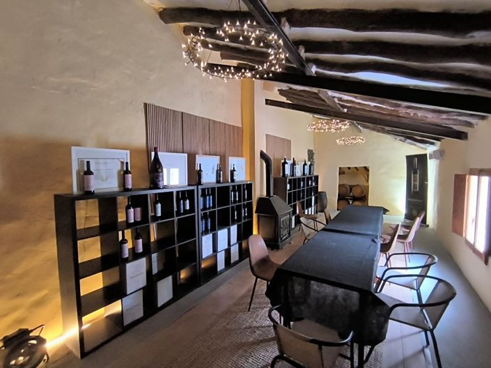 Image No.10-8 Bed Country House for sale