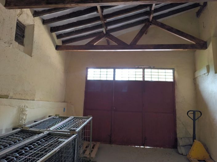 Image No.19-8 Bed Country House for sale