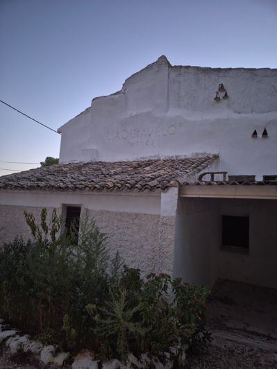 Image No.25-8 Bed Country House for sale