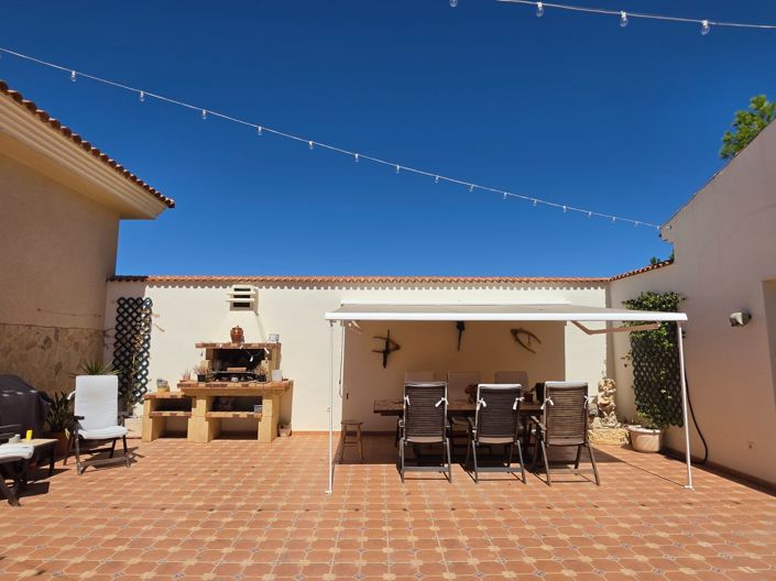 Image No.18-4 Bed Villa for sale