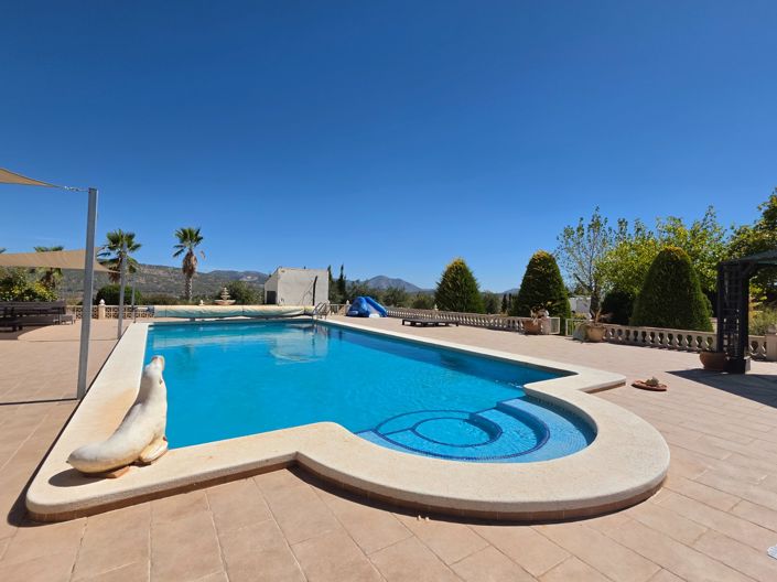 Image No.30-4 Bed Villa for sale