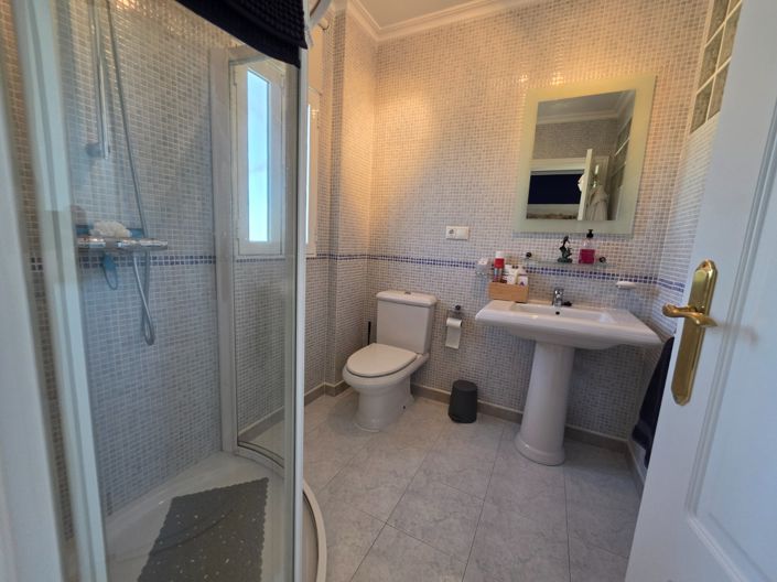 Image No.41-4 Bed Villa for sale