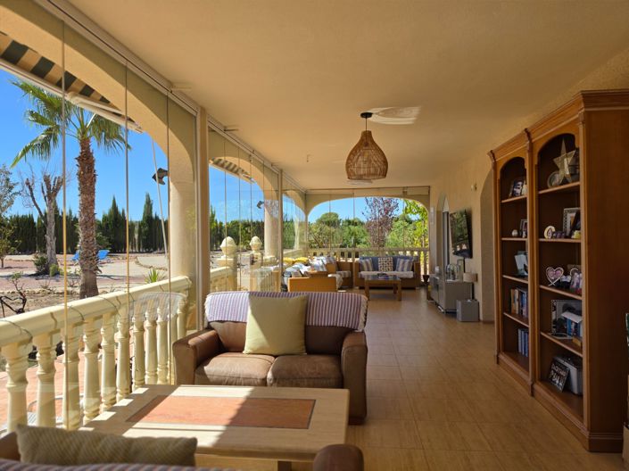 Image No.5-4 Bed Villa for sale