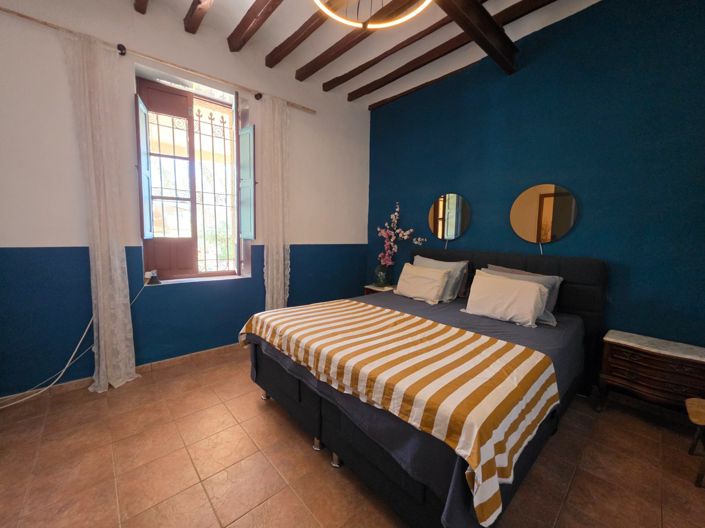 Image No.17-6 Bed Country House for sale