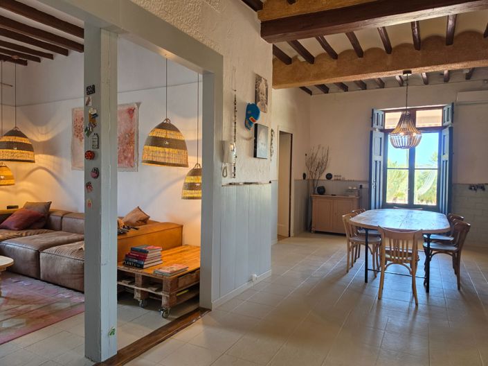 Image No.22-6 Bed Country House for sale