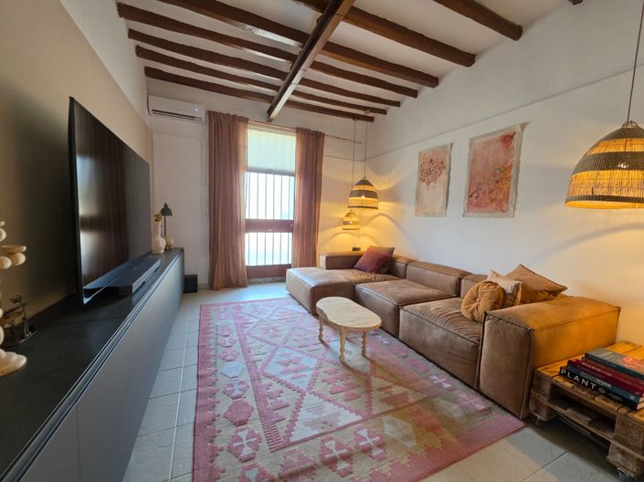 Image No.26-6 Bed Country House for sale