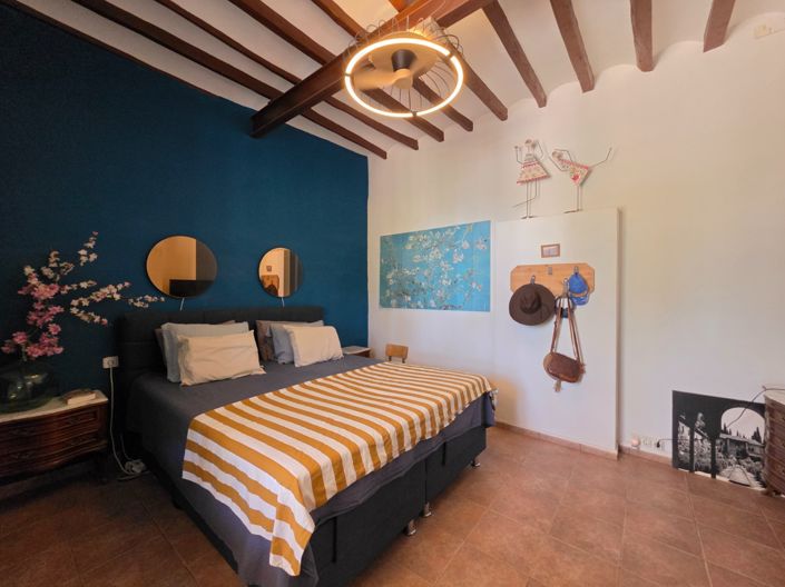 Image No.27-6 Bed Country House for sale
