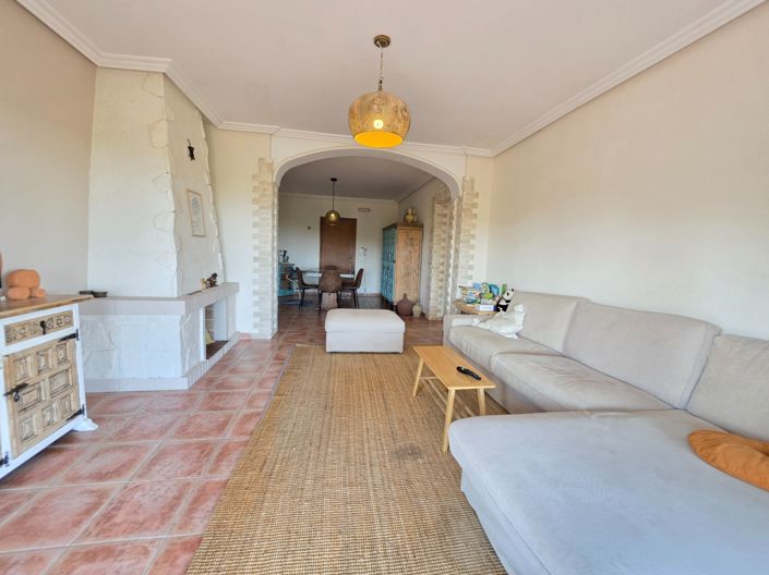 Image No.30-6 Bed Country House for sale