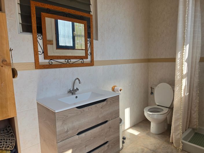 Image No.41-6 Bed Country House for sale