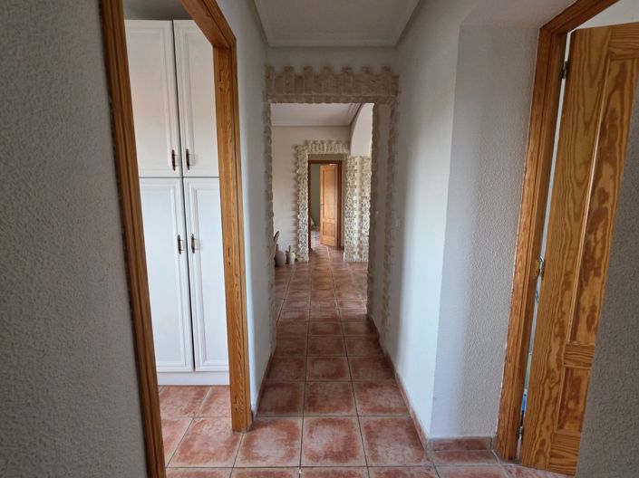 Image No.46-6 Bed Country House for sale